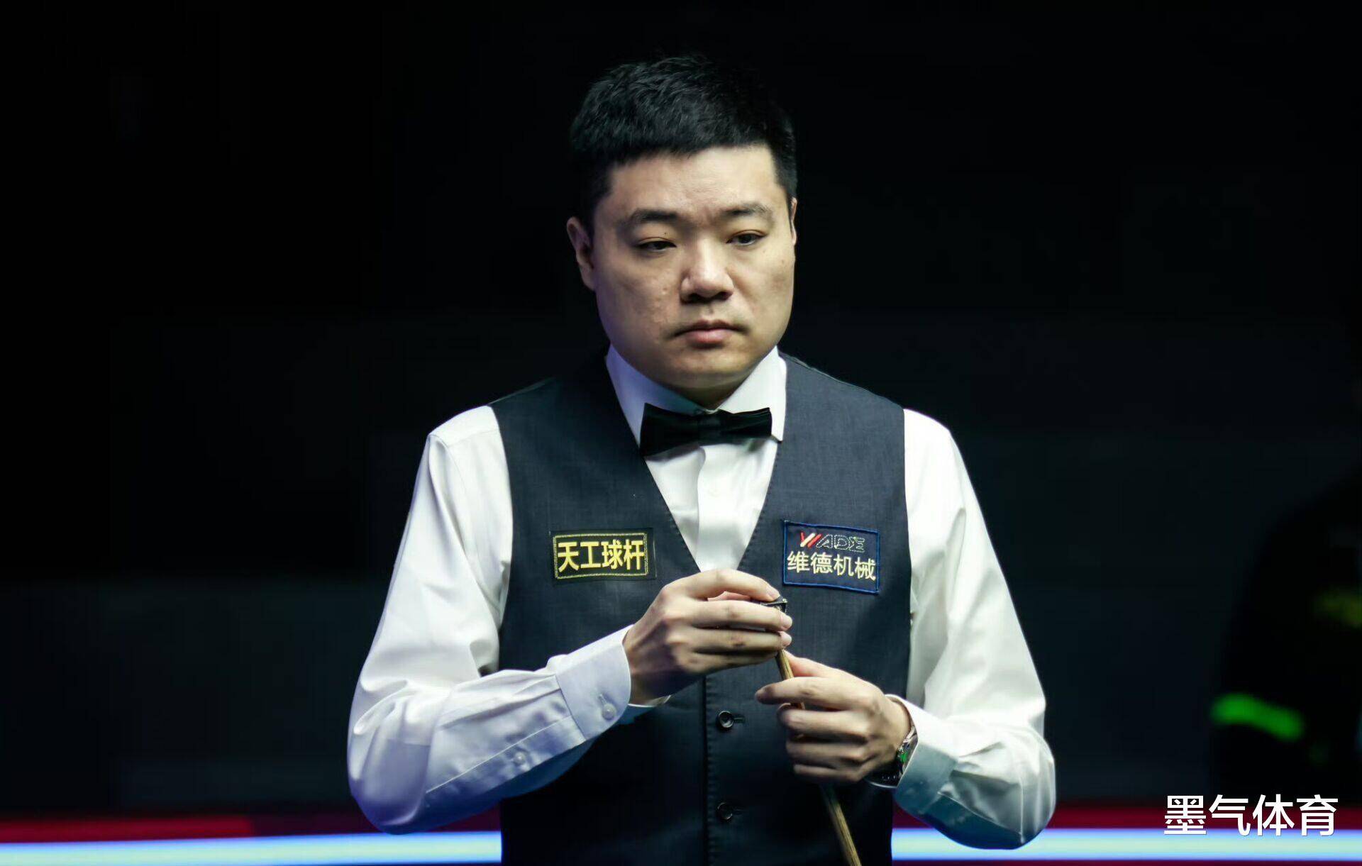 在教练组的 在教练组的