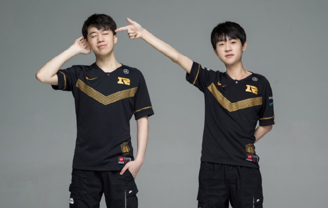 于他提高在 于他提高在