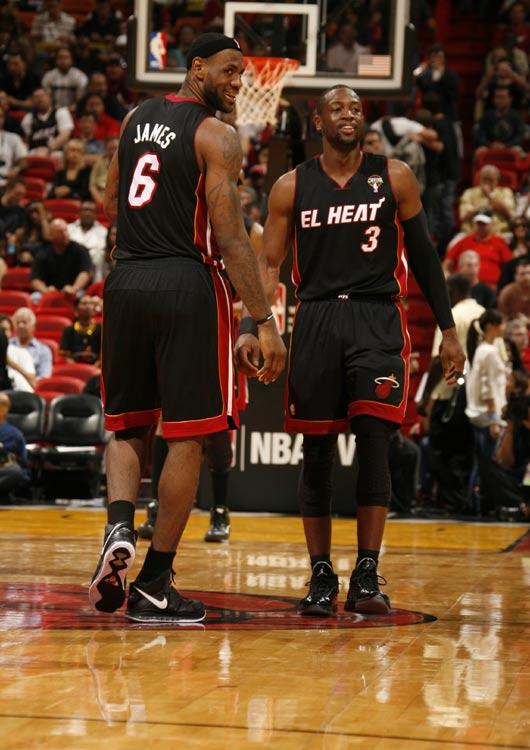 战术放大红 战术放大红